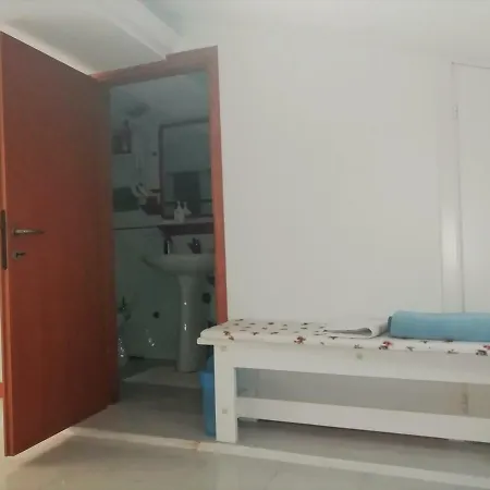 L'alloggio Di Anna Maria Mansarda Con Bagno Privato Homestay Empoli